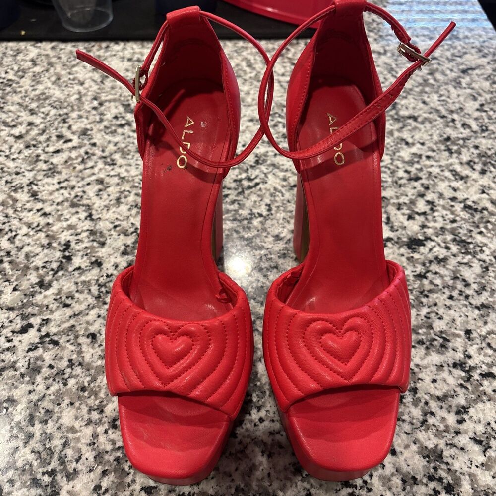 Aldo Heart Platform High Heel Strappy Sandals Women’s Size 8.5
